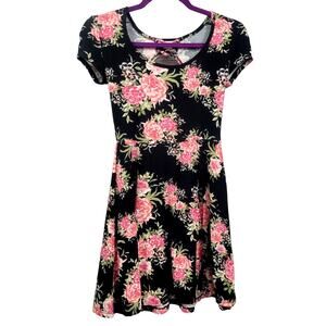 No Boundaries‎ Junior Girl's  Floral Criss Cross Cutout Dress